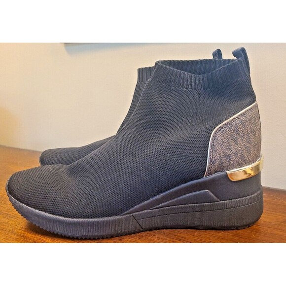 Michael Kors Skyler Booties MK Wedge Sneakers Pull-on Black Stretchy US Size 9 - Picture 1 of 12